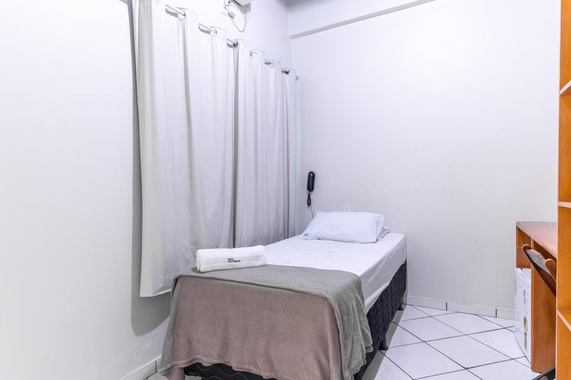 Hotel Los Angeles Куяба Екстер'єр фото